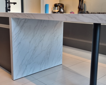 Interieurfolie / keukenwrap / traprenovatie